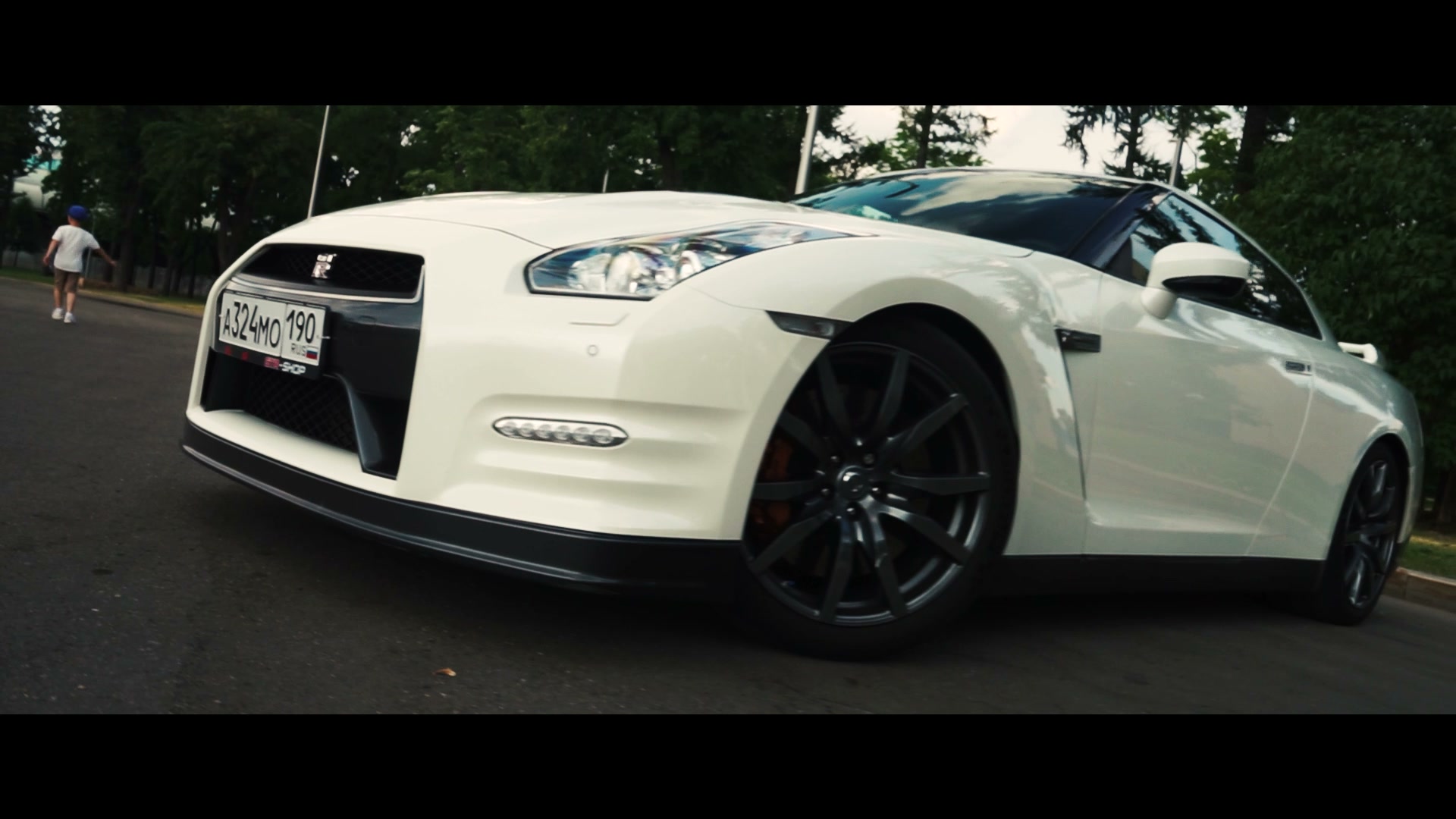 GTR — автомобильный ролик — кадр из видео
